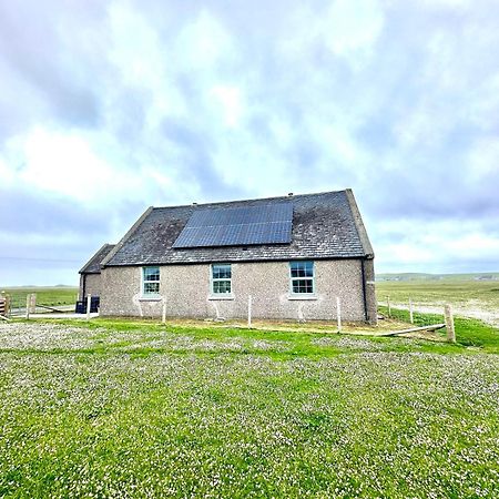 Modern Refurbished Church Nr Butt Of Lewis Beaches Port of Ness Екстер'єр фото