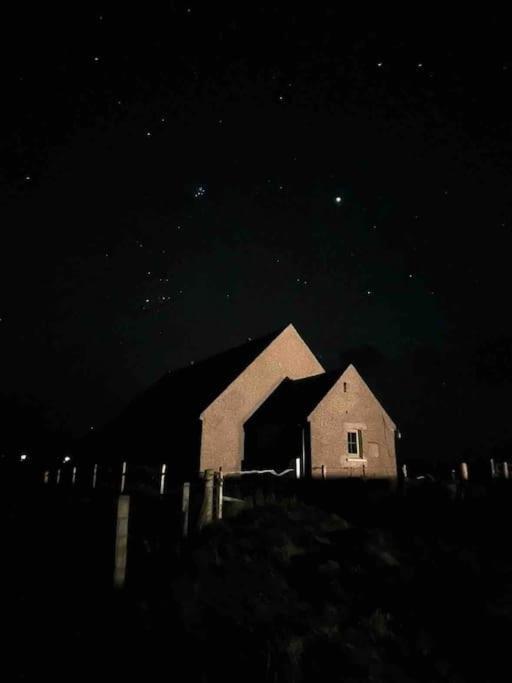 Modern Refurbished Church Nr Butt Of Lewis Beaches Port of Ness Екстер'єр фото